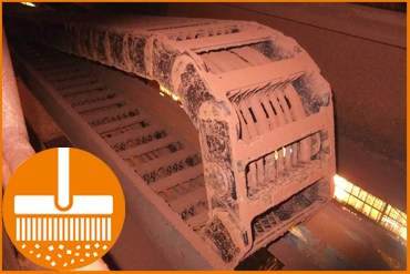 Sistema per catene portacavi per la protezione contro sporco e trucioli